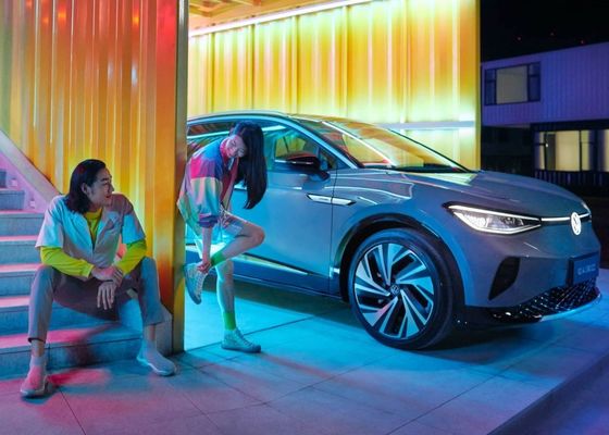 Chiếc xe SUV hoàn toàn điện ID4 Crozz Pro Automobile-ev Với mái kính mở cho doanh nghiệp gia đình