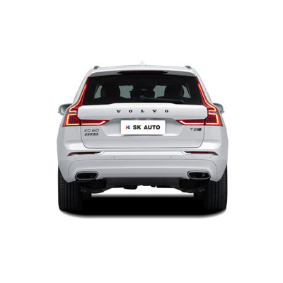 VOLVO XC60 SUV lai điện 2.0T 310HP L4 4WD cho du lịch gia đình