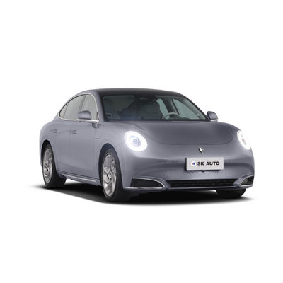 ORA Lightning Cat Limousine Xe điện 180Km/h 555-705km Endurance Midsize Pure Electric
