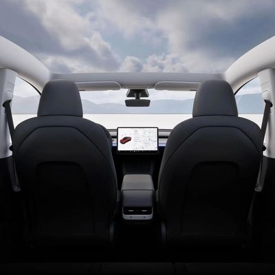 2024 Tesla Model Y New Energy Xe điện pin lớn tất cả bánh xe lái xe tầm xa