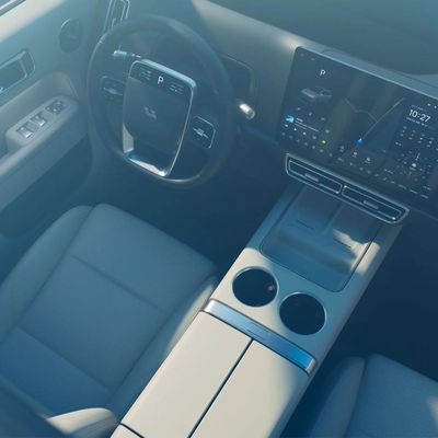 180km/h Max Speed Li L8 Max AWD 490HP 5 cửa 6 chỗ xe SUV điện với 1200km Crusing Range và 3005mm Wheelbase