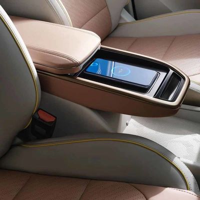 Geely Geometry M6 SUV cỡ trung bình 150km/h 5 cửa 5 chỗ cho du lịch gia đình