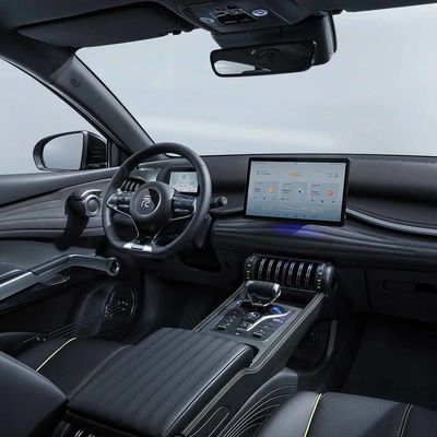 trong kho Byd Yuan Plus tốc độ cao hoàn toàn điện SUV ô tô Ev Long Range Car