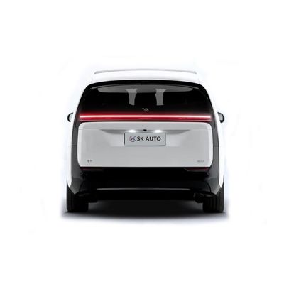 Chiếc xe hạng sang 7 chỗ kinh doanh Mpv Long Range Động cơ kép 4wd Xe điện tinh khiết Lixiang Mega Range 710km