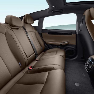 Leapmotor C01 500KM Electric Sedan Hai bánh lái tốc độ cao cho gia đình du lịch