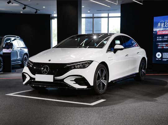 2025 Mô hình mới Mercedes Luxury EV 0 Khí thải 681km Range 0.62h Sạc xe Sedan Điện EQE