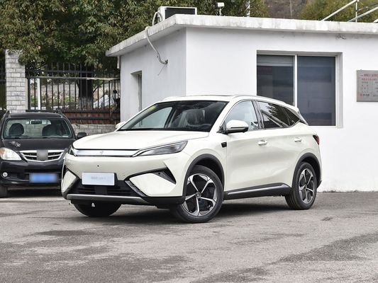 150kW BYD Xe điện Samrt lái xe 2025 Mô hình mới Yuan Plus Sạc nhanh EV Không gian lớn cho gia đình với mái nhà mặt trời