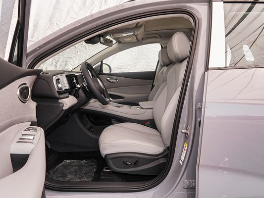2025 bán nóng Mô hình mới BYD Sealion 05EV Xe điện sạc nhanh 520KM Long Range EV với mái nhà mặt trời