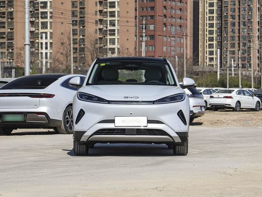 Hiển thị màn hình cảm ứng Nội thất Tính năng 2025 Mô hình BYD EV Xe hơi với mái nắng và pin năng lượng sạc nhanh 60,9kWh Xe điện bán nóng