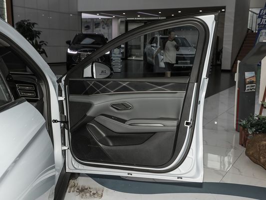2025 BYD Electric Car Qin L EV Multi-link Independent Suspension Sạc nhanh Mô hình mới bán nóng với mái nhà mặt trời