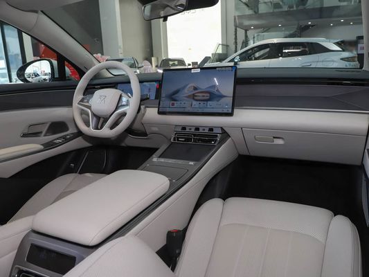 2025 Xe điện mạnh mẽ Han L BYD với công suất tối đa 500 kW và tay lái da 1000V Năng lượng cao sạc nhanh
