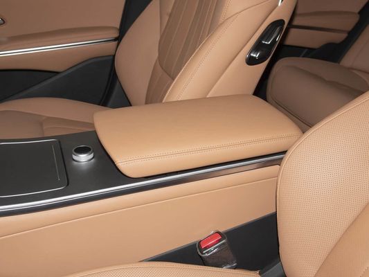 Mô hình xe 601km phạm vi 83.2kWh Capacity pin AWD sạc nhanh Sunroof cấu trúc điện áp cao thoải mái cho gia đình