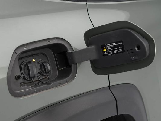 316kW Điện lực động cơ 2025 Ô tô EV Deepal G318 Cross Roads SUV Xe lai sạc nhanh với mái trời
