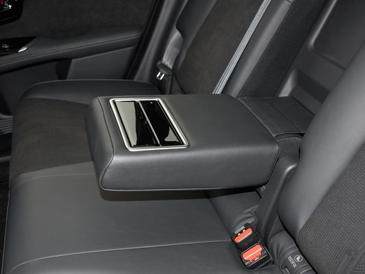 2025 Mô hình mới Honda S7 bán nóng xe điện pin lớn 650km Long Range sạc nhanh EV với Sunroof