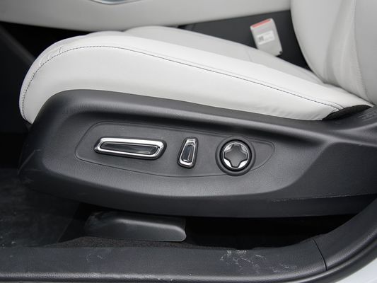 350kW động cơ năng lượng SUV điện Honda S7 Long Range 650km Sạc nhanh EV mới bán nóng với mái trời cho gia đình