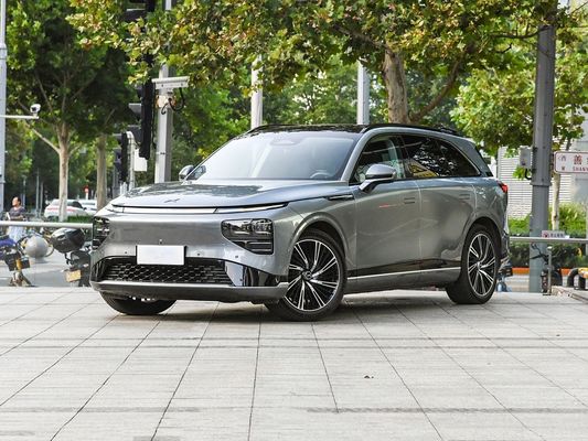 Tăng tối đa trải nghiệm lái xe của bạn với Xpeng G9 xe điện sạc nhanh Max mô-tô mô-tô 695N.m Max động cơ sức mạnh 423kW Max tốc độ 200km / h