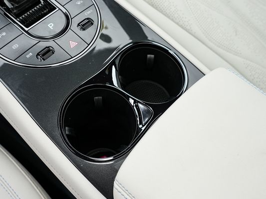 2025 BYD Electric Vehicle Seal 06GT Thời gian sạc nhanh 0,33 giờ và hiệu suất tầm xa 550KM Pin lớn với mái trời cho gia đình