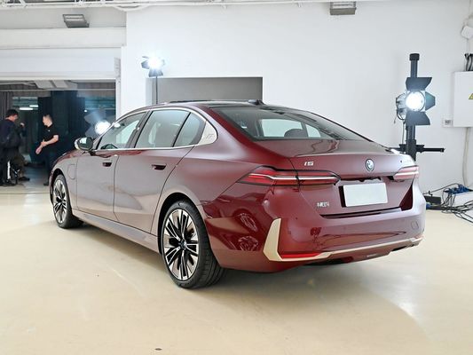 2025 BMW I5 Xe điện sang trọng Hiệu suất tốt xDrive Range dài 651KM Sạc nhanh EV Mô hình mới Sedan với mái nhà mặt trời BMW 5 Series
