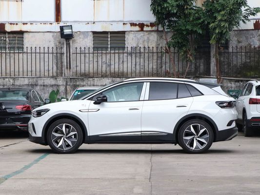 Hiệu suất không thể đánh bại VW ID4 Xe điện sử dụng với phạm vi 600km và mái kính không thể mở